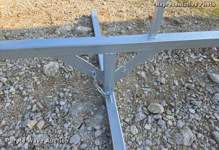 image for item EN3815 (10) galvanized livestock panels