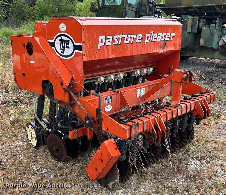 image for item EN5536 Tye Pasture Pleaser 114-5215 no-till grain drill