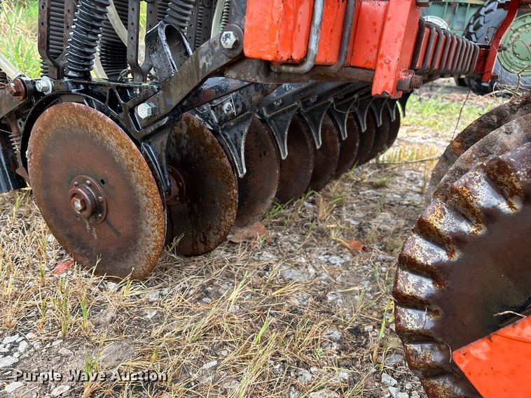 image for item EN5536 Tye Pasture Pleaser 114-5215 no-till grain drill