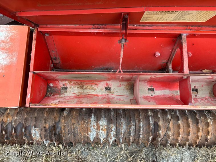 image for item EN5544 Brillion SST-961 seeder