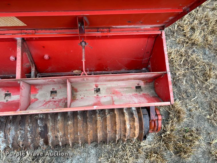 image for item EN5544 Brillion SST-961 seeder