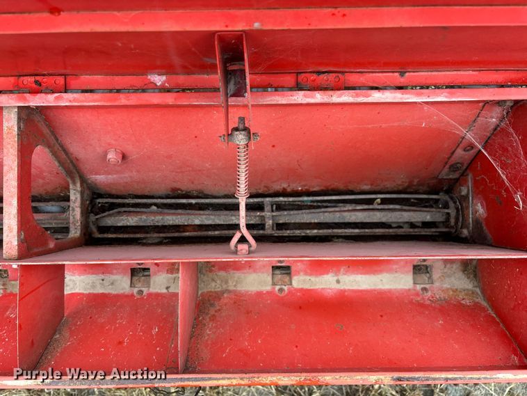 image for item EN5544 Brillion SST-961 seeder