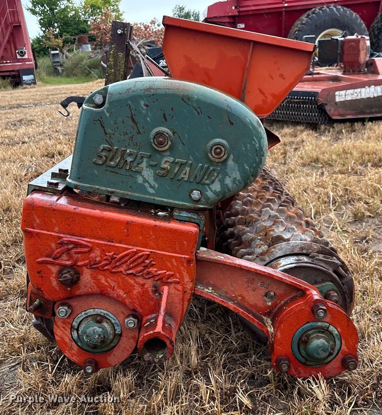image for item EN5544 Brillion SST-961 seeder