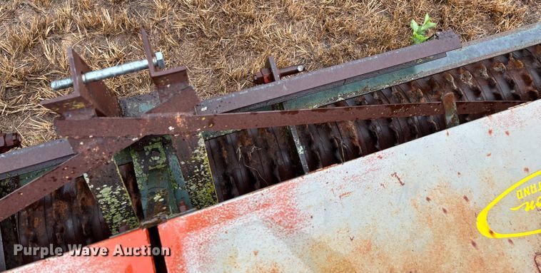 image for item EN5544 Brillion SST-961 seeder