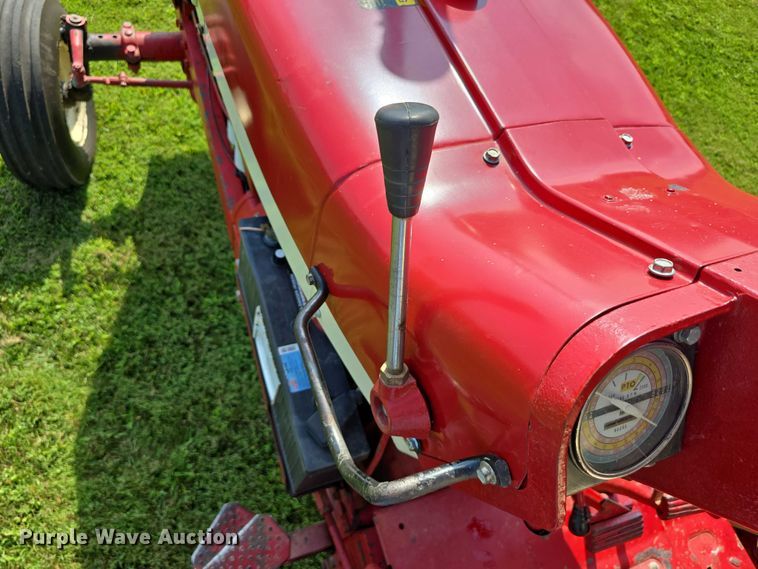 image for item EO1604 1968 International Farmall 756  tractor