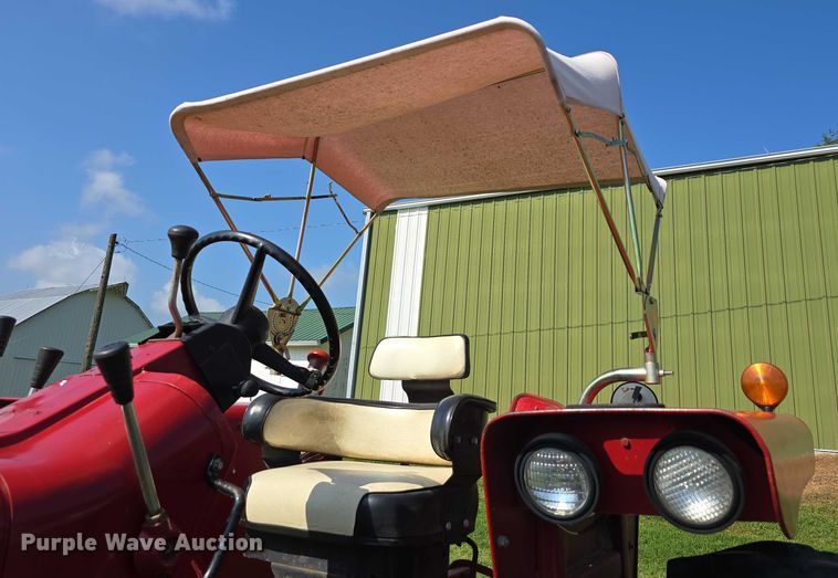 image for item EO1604 1968 International Farmall 756  tractor