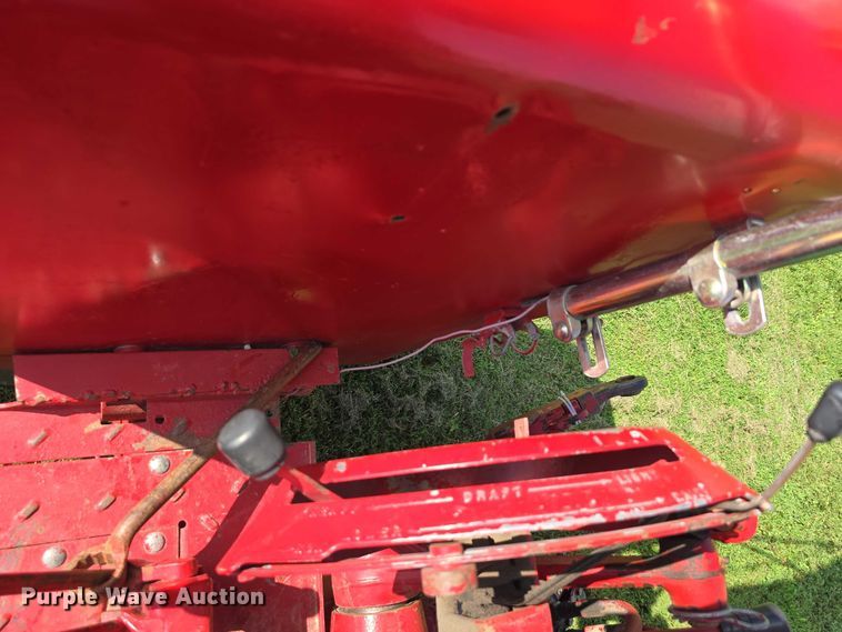 image for item EO1604 1968 International Farmall 756  tractor