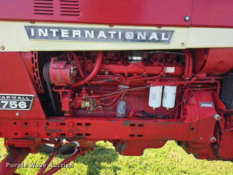 image for item EO1604 1968 International Farmall 756  tractor