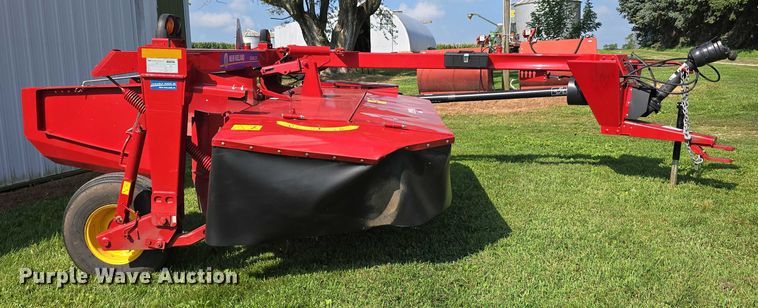 image for item EO1605 2022 New Holland Discbine 210  swather / windrower