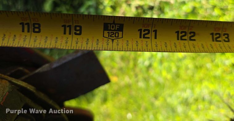 image for item EO1605 2022 New Holland Discbine 210  swather / windrower