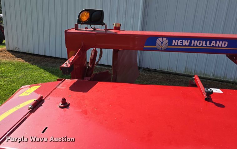 image for item EO1605 2022 New Holland Discbine 210  swather / windrower