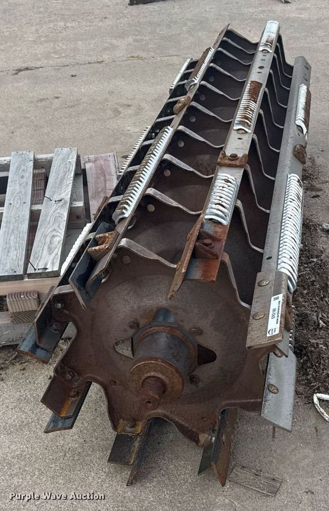 image for item ER2189 Gleaner R65 combine rotor