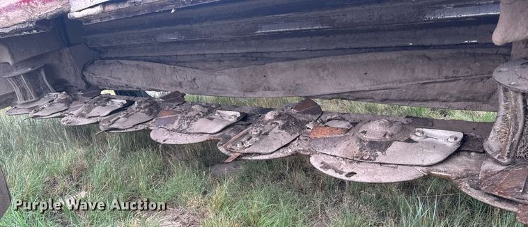 image for item ER2190 2008 MacDon R80 swather / windrower