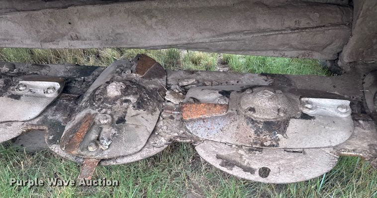 image for item ER2190 2008 MacDon R80 swather / windrower