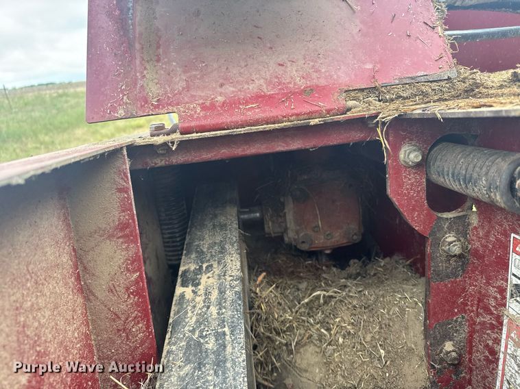 image for item ER2190 2008 MacDon R80 swather / windrower