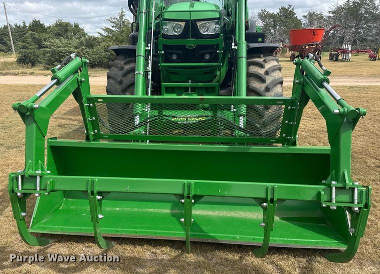 image for item ER2191 2021 John Deere 6155M MFWD tractor