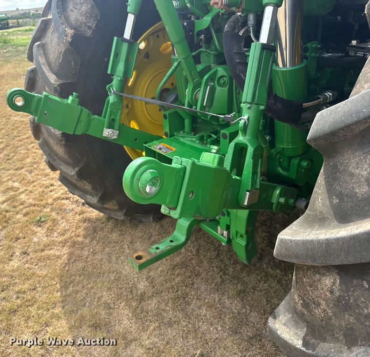 image for item ER2191 2021 John Deere 6155M MFWD tractor