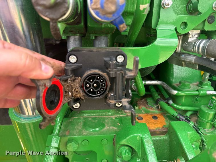 image for item ER2191 2021 John Deere 6155M MFWD tractor