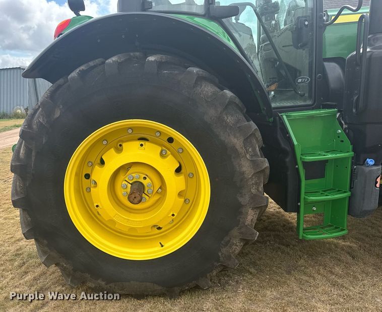 image for item ER2191 2021 John Deere 6155M MFWD tractor