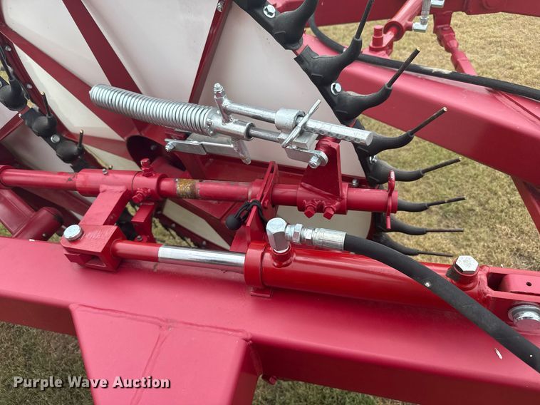 image for item ER2193 Rowse WT5S hay rake