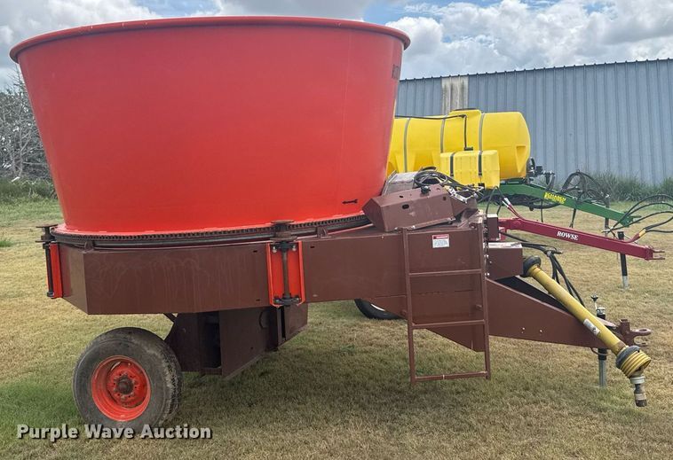 image for item ER2194 Burrows Roto-Grind 760 tub grinder