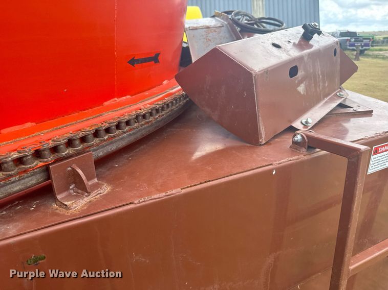 image for item ER2194 Burrows Roto-Grind 760 tub grinder