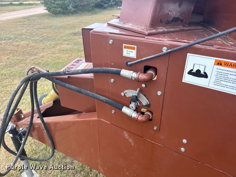 image for item ER2194 Burrows Roto-Grind 760 tub grinder