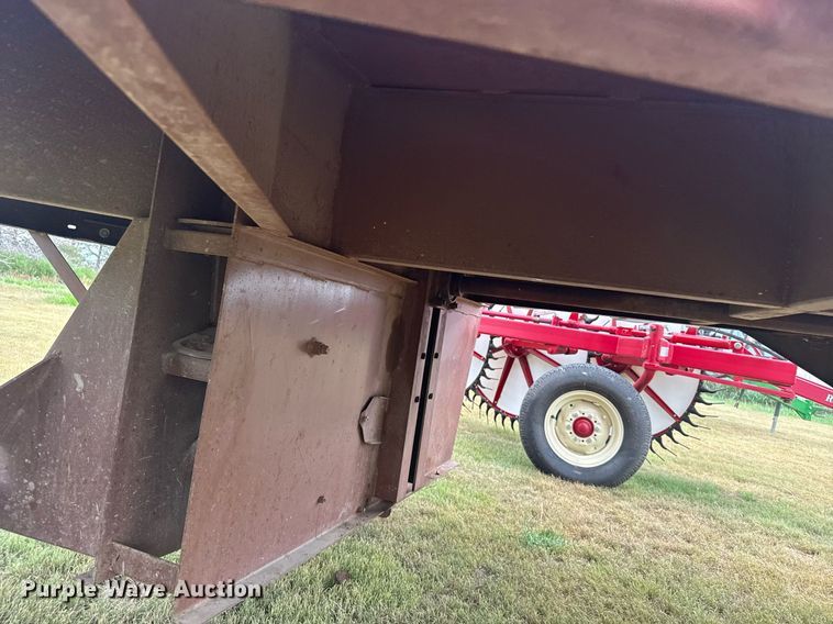 image for item ER2194 Burrows Roto-Grind 760 tub grinder