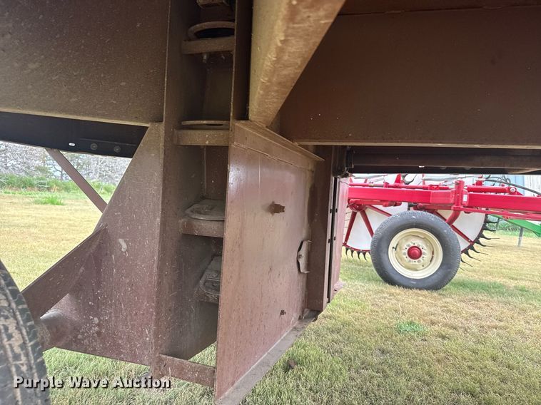 image for item ER2194 Burrows Roto-Grind 760 tub grinder