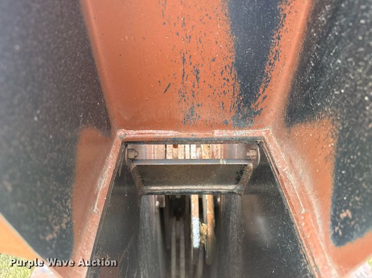 image for item ER2194 Burrows Roto-Grind 760 tub grinder