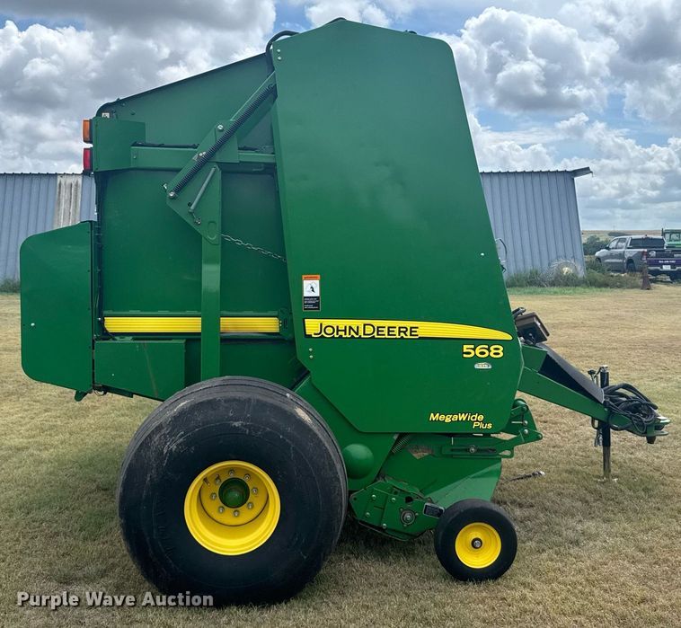 image for item ER2195 2012 John Deere 568 round baler