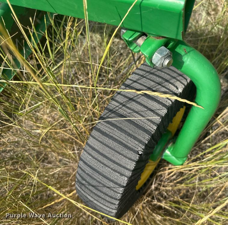 image for item ER2200 John Deere MX7 rotary mower