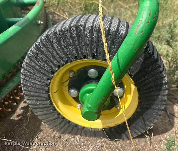 image for item ER2200 John Deere MX7 rotary mower