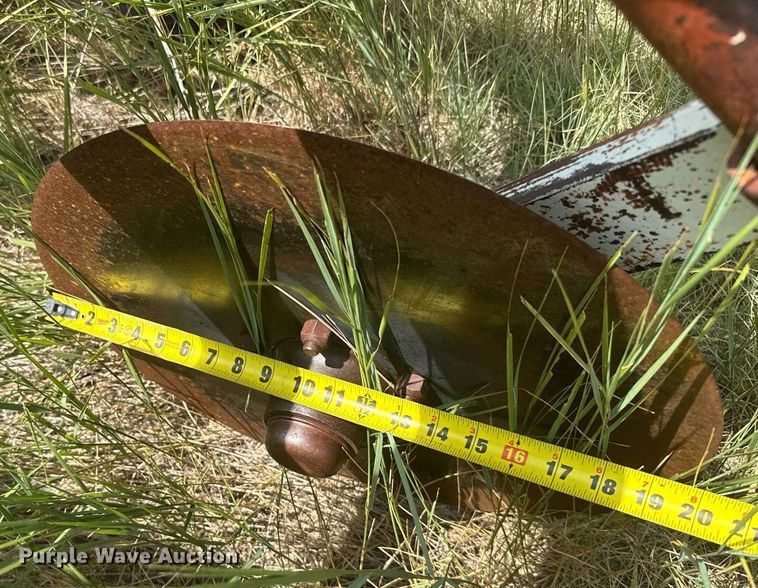 image for item ER2204 Ideal Hi-15 sweep plow