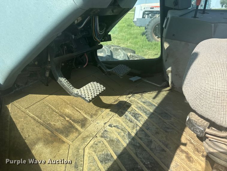 image for item ER2268 2000 Case IH Steiger 9330 4WD tractor