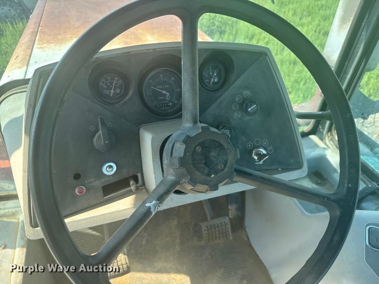 image for item ER2269 1996 AgcoStar 8425A 4WD tractor