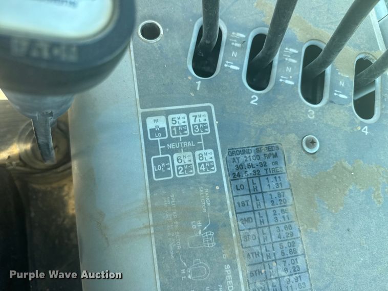 image for item ER2269 1996 AgcoStar 8425A 4WD tractor