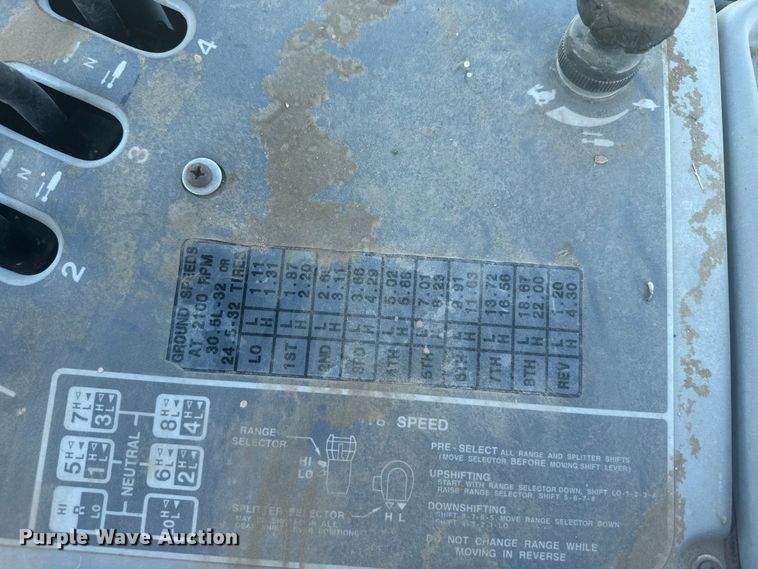 image for item ER2269 1996 AgcoStar 8425A 4WD tractor