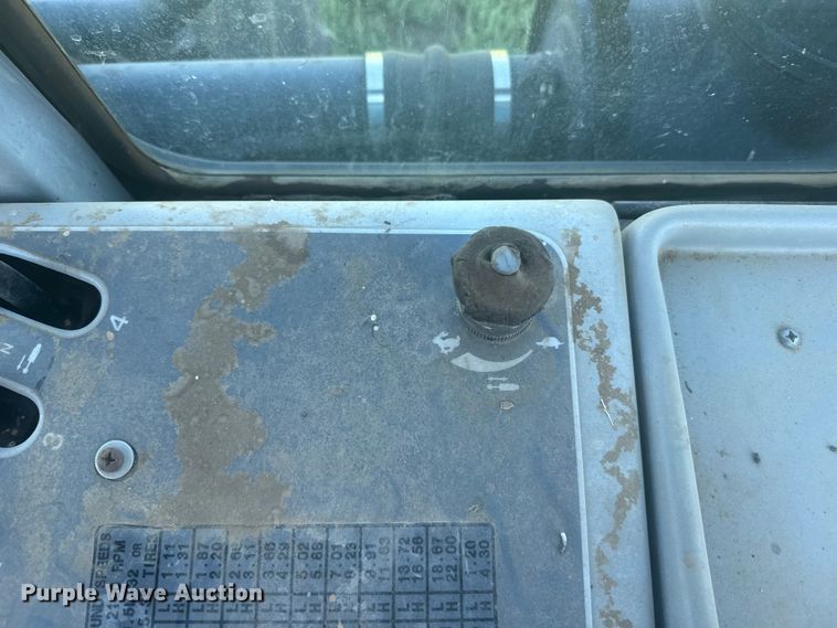 image for item ER2269 1996 AgcoStar 8425A 4WD tractor