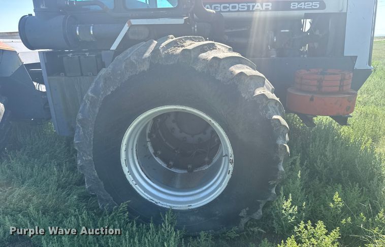 image for item ER2269 1996 AgcoStar 8425A 4WD tractor