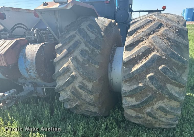 image for item ER2269 1996 AgcoStar 8425A 4WD tractor