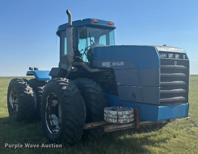 image for item ER2270 1996 New Holland 9282 4WD tractor