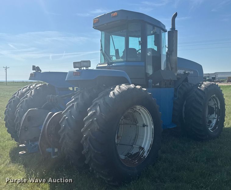 image for item ER2270 1996 New Holland 9282 4WD tractor