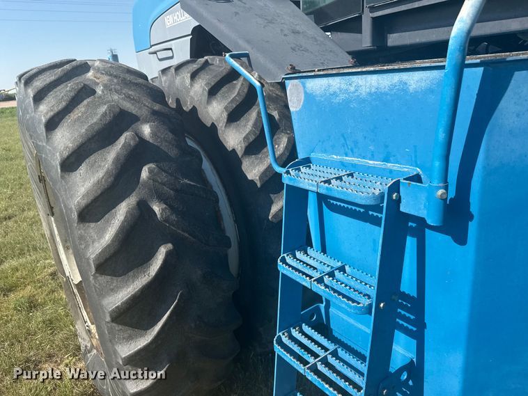 image for item ER2270 1996 New Holland 9282 4WD tractor