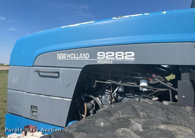 image for item ER2270 1996 New Holland 9282 4WD tractor