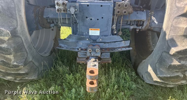 image for item ER2271 1997 AgcoStar 8425 4WD tractor