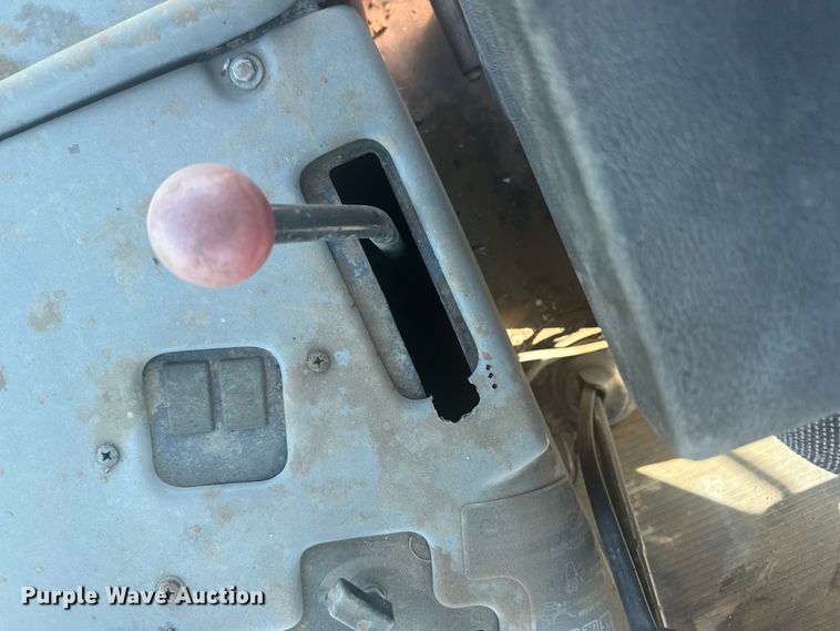 image for item ER2271 1997 AgcoStar 8425 4WD tractor