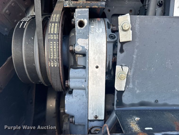 image for item ER2271 1997 AgcoStar 8425 4WD tractor