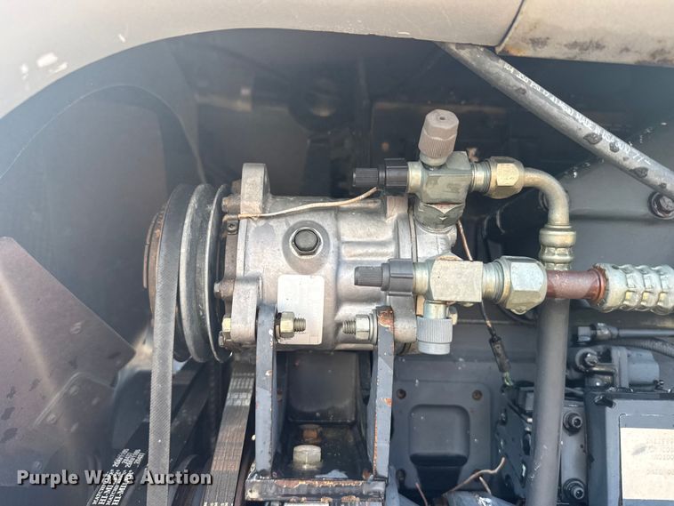 image for item ER2271 1997 AgcoStar 8425 4WD tractor