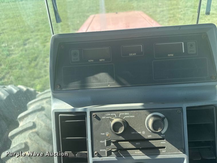 image for item ER2272 1996 Case IH Steiger 9330 4WD tractor